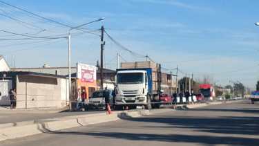 El accidente ocurrió esta mañana en Huergo a pocos metros del hospital. (Foto gentileza)
