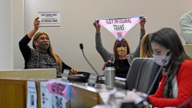 Personas trans presenciaron el debate del 15 de agosto, cuando una vocera de la asamblea usó la banca "del Vecino" por última vez. Ahora será dela Ciudadanía ( Archivo Florencia Salto)