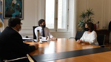 Conflicto mapuche en Villa Mascardi: Carreras pidió posiciones firmes del Estado