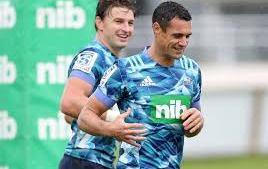 Carter no llegaría a debutar en el Súper Rugby neocelandés