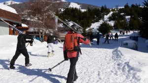 El sector de turismo de Neuquén pide cambiar las vacaciones de invierno escolares