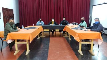 El Comité de Crisis de Las Ovejas se reunió hoy para analizar como seguir tras la confirmación de transmisión por conglomerado. (Foto: Gentileza)