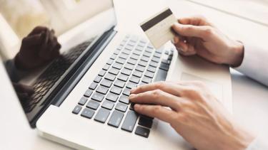 La maniobra delictiva consistía en simular un depósito para la compra de un producto ofrecido en la red. Imagen ilustrativa