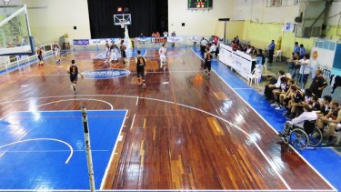 Hasta la temporada pasada el Municipal de Cutral Co fue la casa de Petrolero. 