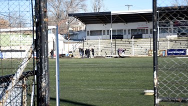 El cambio de autoridades deberá esperar en el Albinegro. (Foto: Florencia Salto)