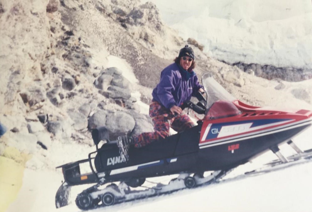 Nito Zingoni en una de las excursiones al volcán Copahue, en 1993.