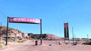 Se reactivó la polémica por la pista de motos en la barda de Neuquén