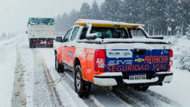 Montarán un operativo en rutas de Neuquén por el alerta de nieve. (Foto: Gentileza(