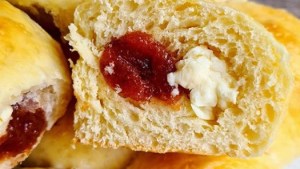 Pancitos rellenos de membrillo y queso