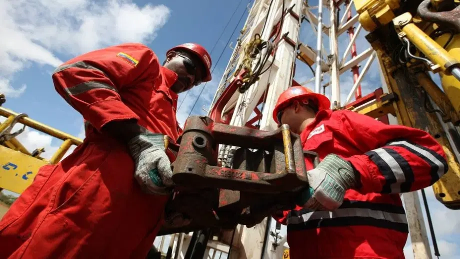 El país sudamericano comenzó a intercambiar barriles de petróleo con cargamentos de combustibles para su demanda interna. (foto: gentileza)