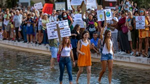 Por rebrotes de coronavirus, Italia, España y Francia imponen nuevas restricciones