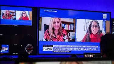Reforma Judicial | Sigue el debate en el Senado. Ayer, expusieron la Defensora General, Stella Maris Martínez,, y la ministra de las Mujeres, Elizabeth Gómez Alcorta. Foto Senado. 