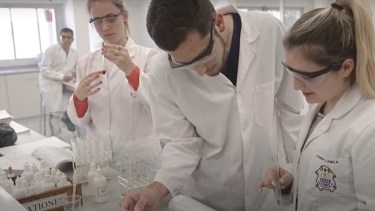 Laboratorio de la Universidad Católica de Córdoba donde se hicieron parte de los estudios.