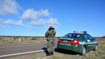 Imagen de Peritan un patrullero en la investigación por la muerte de un hombre de Viedma