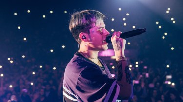 “Sold Out Dates” es una canción que Duki compuso inspirado en sus ganas de volver a los escenarios. 