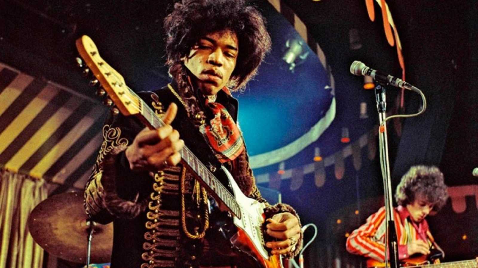 Jimi Hendrix grabó apenas cuatro discos, pero su influencia llega hasta la actualidad.