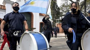Neuquén: fuerte rechazo a la protesta de la policía de Buenos Aires en Olivos