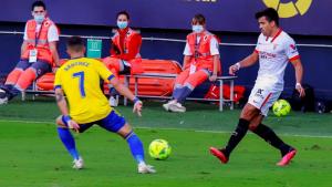 El Huevo Acuña debutó en el Sevilla con una victoria