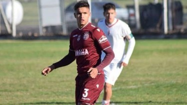 El roquense ingresó en el segundo tiempo y marcó el tercer tanto de su equipo.