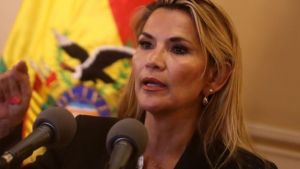 Jeanine Añez bajó su candidatura a la presidencia de Bolivia