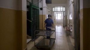 Once fallecidos y 451 nuevos casos de coronavirus en Río Negro