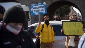 La protesta de Bariloche también contra los vuelos privados