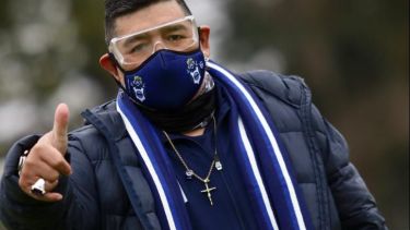 Diego y un look acorde a la pandemia. (Foto: @gimnasiaoficial)