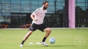 El Pipita Higuaín se va con Beckham y será el jugador mejor pago de la MLS