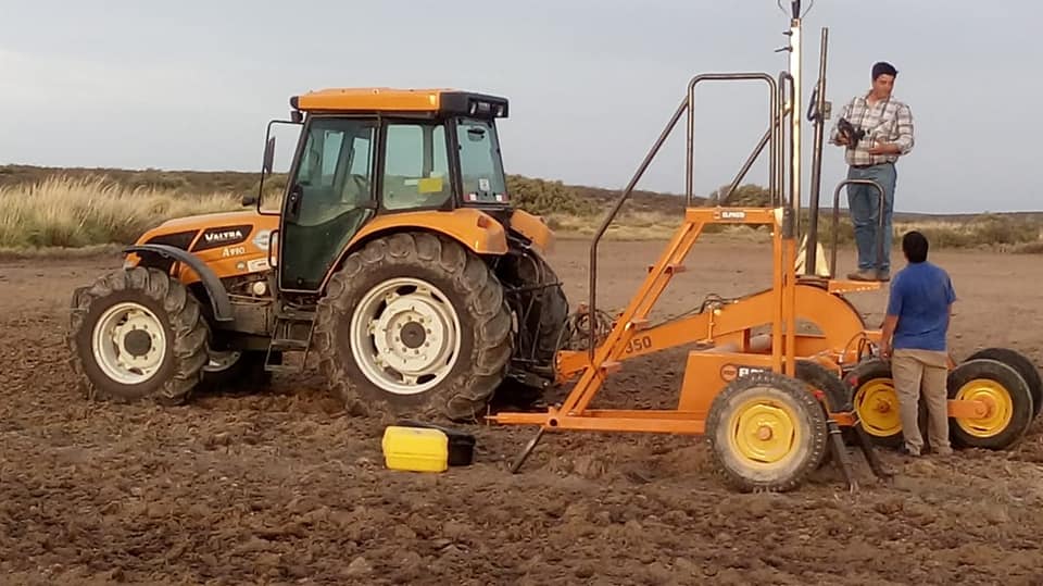 El año pasado incorporaron un sistema laser y un tractor para nivelación de suelos. (Foto: Gentileza)