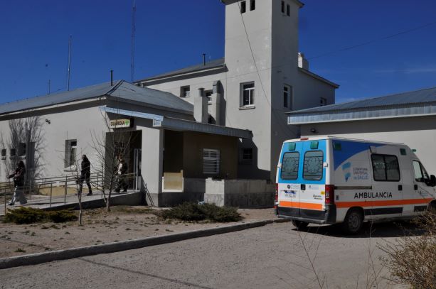 El hospital de Jacobacci está prácticamente colapsado. Las autoridades piden a la población "responsabilidad social y solidaridad". Foto: José Mellado.