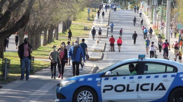 Neuquén sumó 96 casos positivos en el primer parte del día. Foto archivo: Oscar Livera