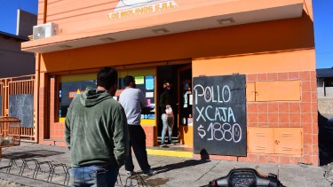 El municipio de Roca dice que las compras del domingo deben ser casos excepcionales. (Foto: Andrés Maripe)