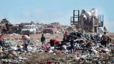  Arroyo afirmó que el año que viene se va a ir recuperando el trabajo y el sector informal.