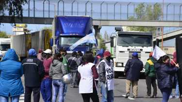 Con corte de ruta, rurales reclamaron por el pago de zona desfavorable