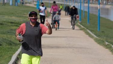 De lunes a sábado está permitida la actividad al aire libre. Foto: Juan Thomes. -