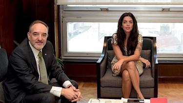 Los envíos fueron confirmados por el senador Martín Doñate que se reunió con  la directora del PAMI, Luana Volnovich.