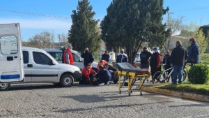 Una ciclista sufrió lesiones por choque con una camioneta