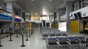 El aeropuerto de Neuquén comenzará a recibir vuelos comerciales este viernes. (Foto: Florencia Salto)