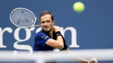 Medvédev intentará sacarse la espina de la final del año pasado.
