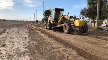 La pista tendrá 400 metros de extensión y se construye a la vera de la ruta Provincial N° 1. Fotos: gentileza.