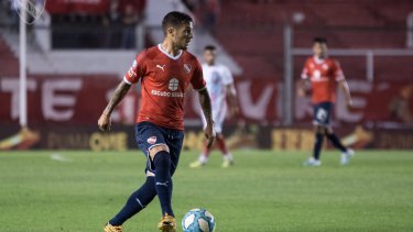 Boca quiere al defensor para que pelee el puesto con Buffarini.