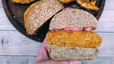 Hamburguesas de porotos blancos y zanahoria