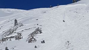 El riesgo de avalanchas es “considerable” en las montañas de Bariloche