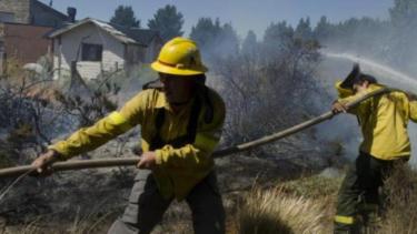 Río Negro: Actualizan las sumas fijas en los salarios para combatientes del Splif