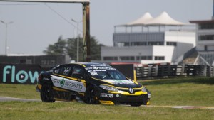 Marques, triunfo y primer lugar en el certamen de TC 2000