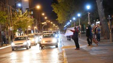 Video: descontento por la prohibición de circular después de las 18 en Neuquén