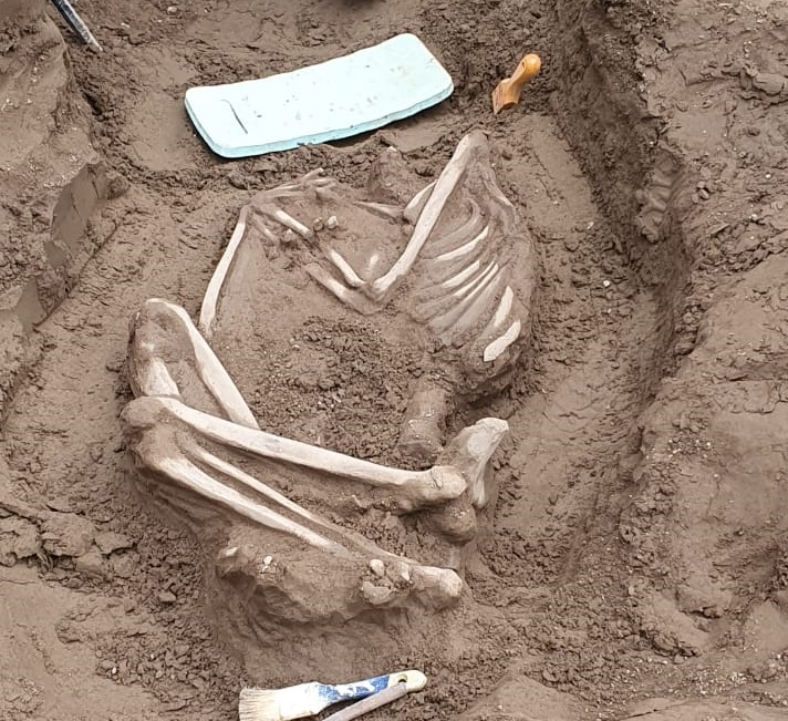 Podrían ser los restos más antiguos encontrados en la ciudad. La data de muerte es superior a los 100 años. (Foto: gentileza)