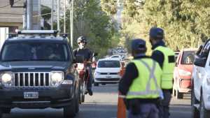 ¿Cómo se aplica la restricción para circular después de las 18 en Neuquén?