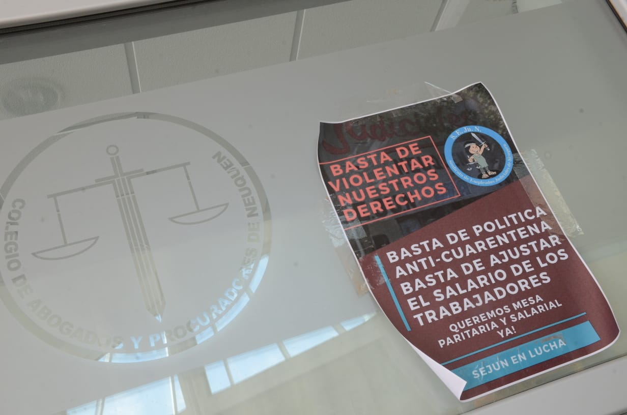 Los empleados judiciales de Neuquén  realizarán una semana de lucha por una actualización salarial. (Yamil Regules)