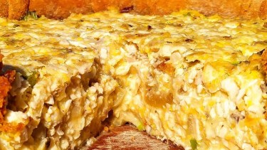 Mirá que tentador este tartón de pollo y cebolla